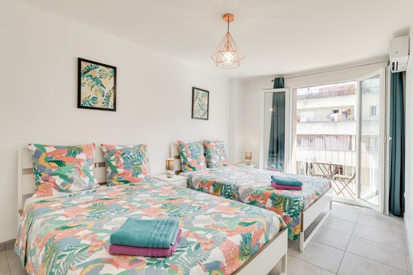 5 Schlafzimmer, Bügeleisen/Bügelbrett, Reisekinderbett, kostenloses WLAN