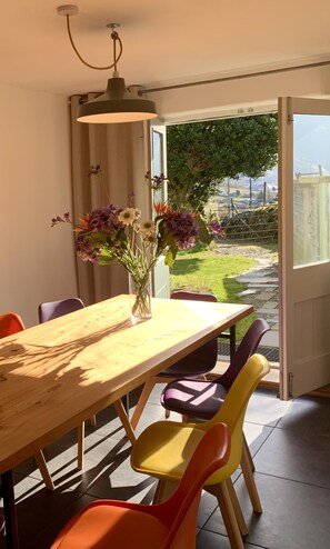 House, Multiple Beds | Private kitchen