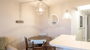 Dining - Myrtle Beach | Romantic Beach Retreat | Pool + Beach (Myrtle Beach)