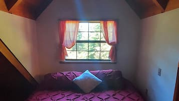 2 bedrooms, free WiFi, bed sheets, wheelchair access