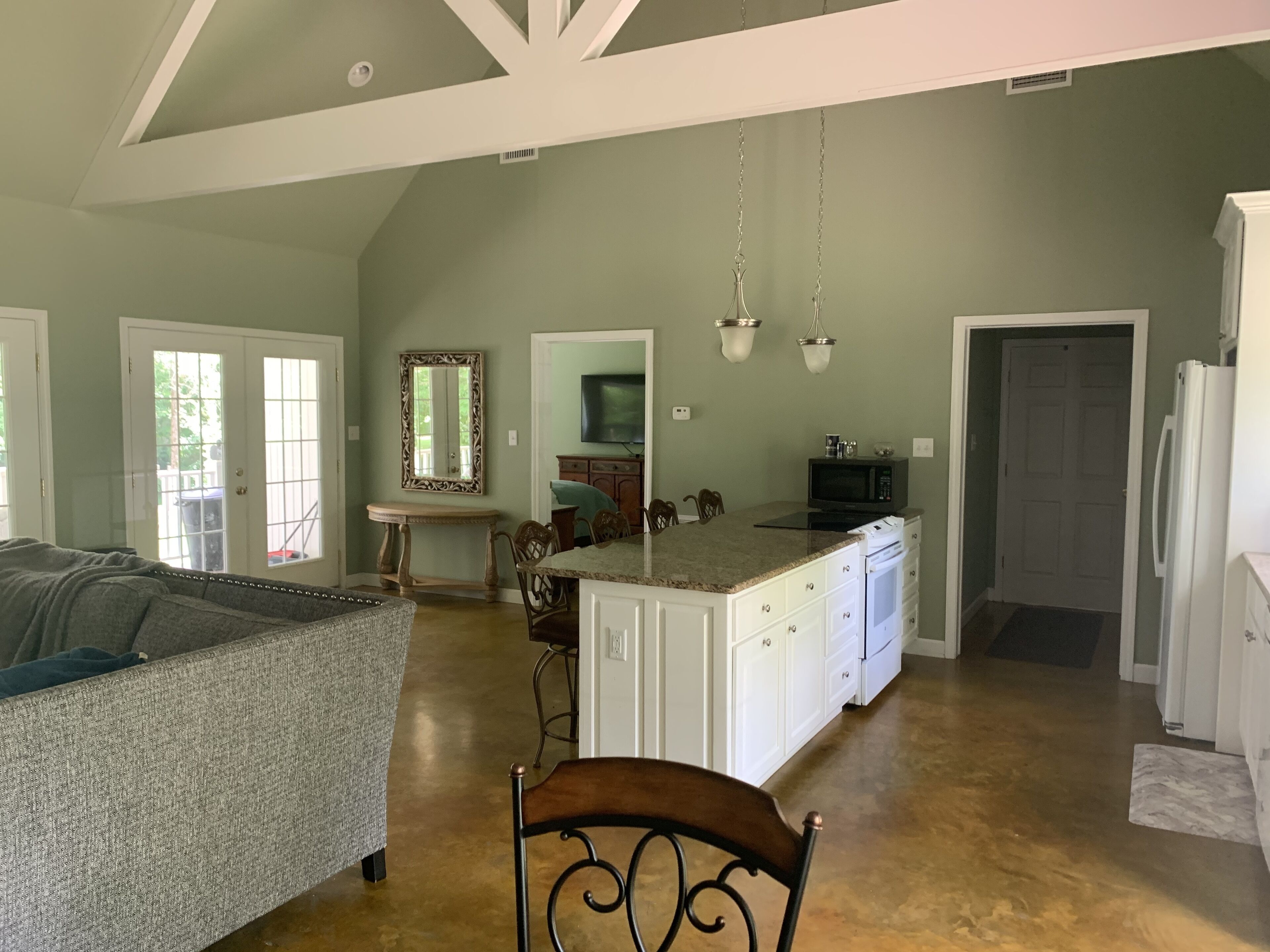 Private Guest house on Golden Pond