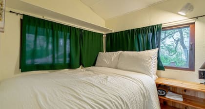 Lakefront Tiny Home Cabin on the Beach