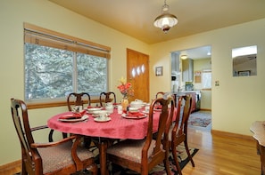 Dining - Aspen Grove - spend some time by a creek! 3 bedrooms each with private entrance. (Nathrop)