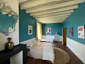 5 bedrooms, desk, iron/ironing board, free WiFi - Villa Tourterelle (Caussade)