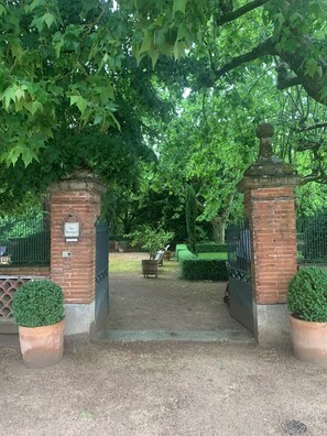 Enceinte de l’hébergement
