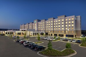 Exterior - Embassy Suites by Hilton Round Rock (Round Rock)