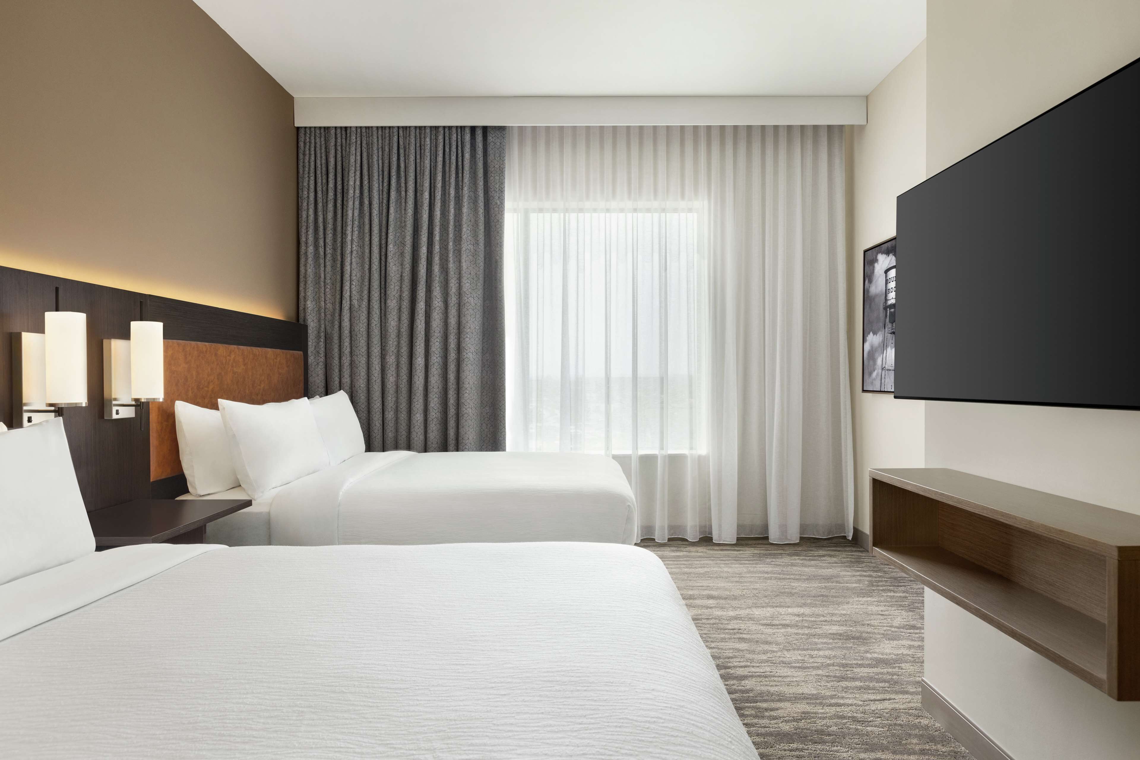 in-room safe, desk, laptop workspace, iron/ironing board