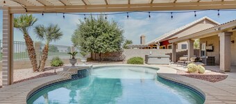 Backyard Luxury with Private Pool and Hot Tub on Golf Course