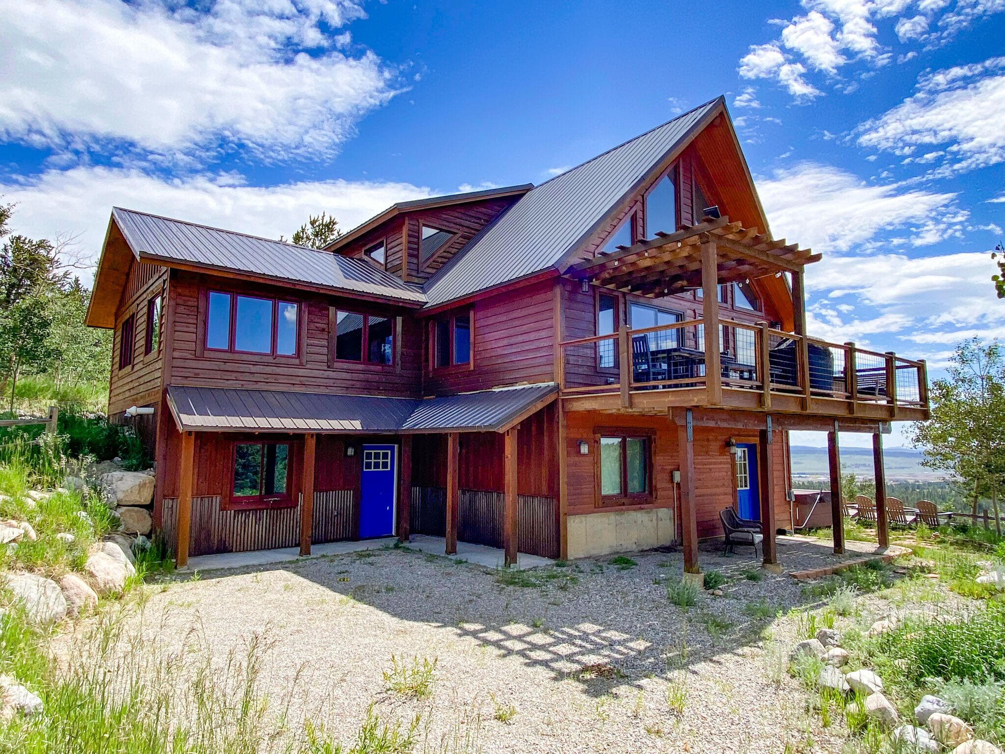 Escape to Pure Luxury with the Entire Family, w/Hot Tub, Chef's Kitchen - Blue Sky Ridge