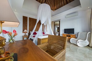 6 bedrooms, iron/ironing board, internet, bed sheets