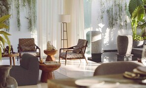 Interior - Glamorous Beachside Escape in Seminyak, Bali Villa 1055 (Kuta)