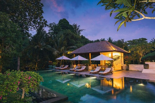 5 Star Villa in Bali, Minutes from the Beach, Bali Villa 1026