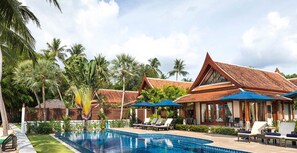 An infinity pool - Tawantok, Luxury Koh Samui Villa 1002 (Koh Samui)