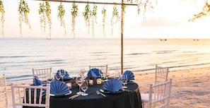 Outdoor dining - This Perfect 5 Star Villa in Koh Samui with Beachside Private Pool, Villa Waimarie 1005 (Koh Samui)