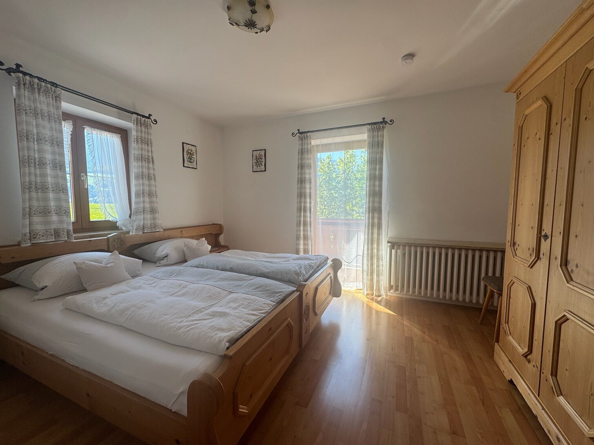 1 soverom, internettilgang og sengetøy