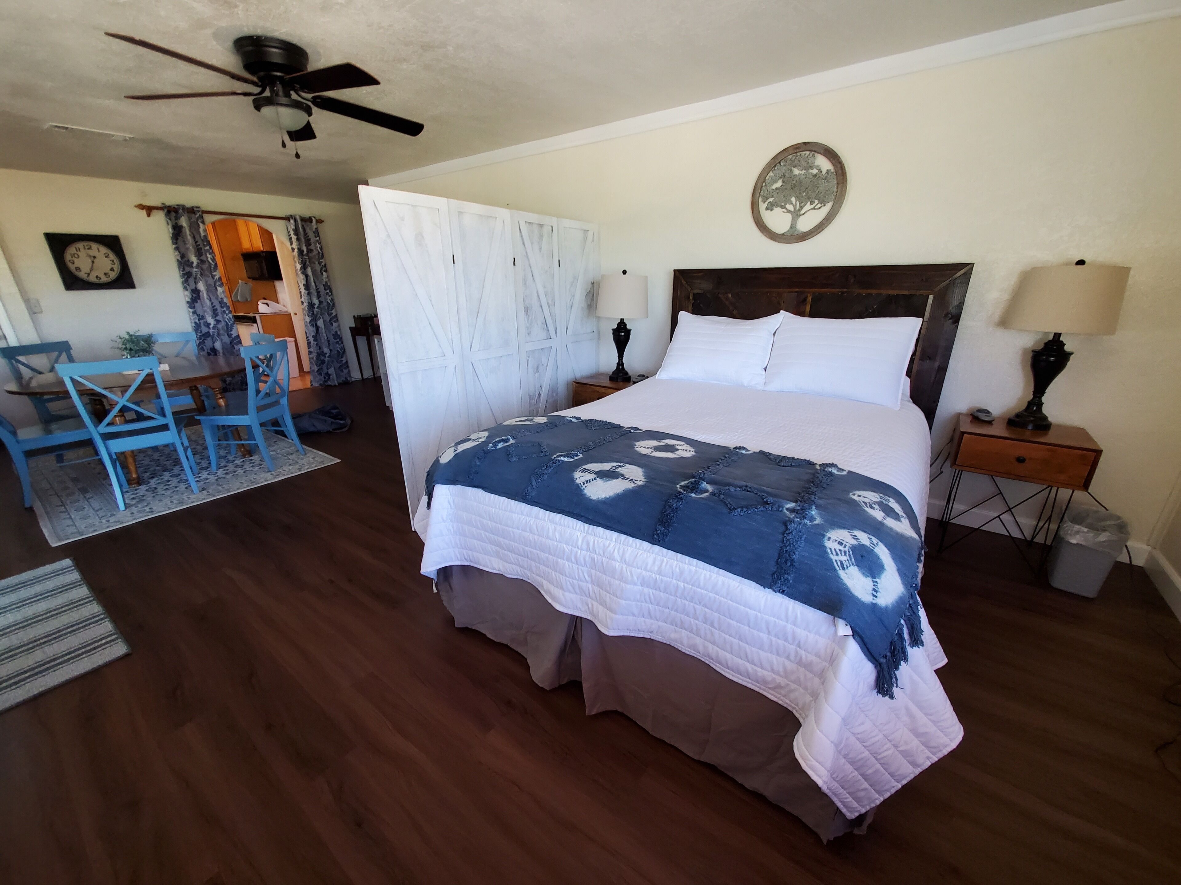 Country Home at the Crossroads