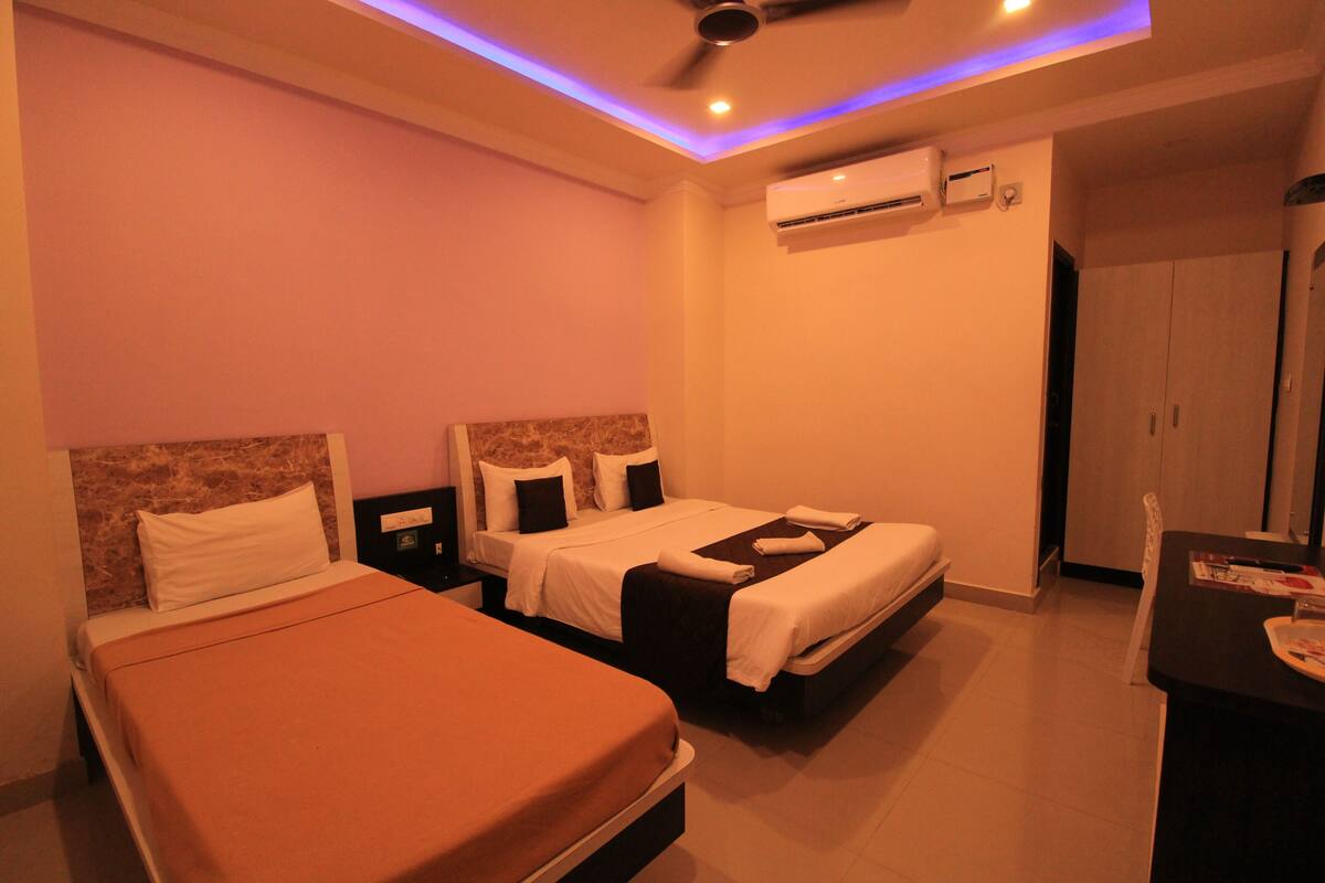 Standard Triple Room | Bed sheets