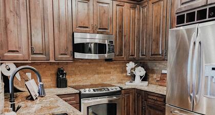 "Villa de Lamour™" Luxury Resort Vibes