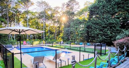 Modern Cape, Private Heated Salt Water Pool, Minutes to Beaches/Golf/Lakes