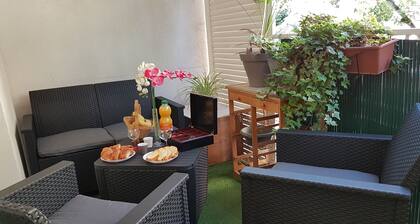 Logement tout confort 70 m2 avec terrasse Ă Lyon