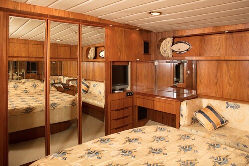 Dream Luxurious Yacht