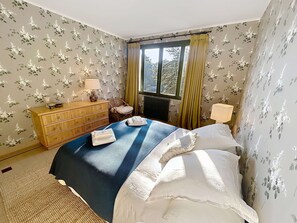 5 bedrooms, free WiFi