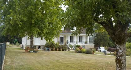 Charmant Appartement Dans Maison DE Caractere