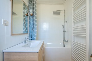 Shower, hair dryer - 700m from the beach- Family house for 7 (Bretignolles-sur-Mer)
