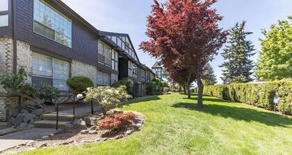 Perfect Private Getaway in Seattle's Southside!