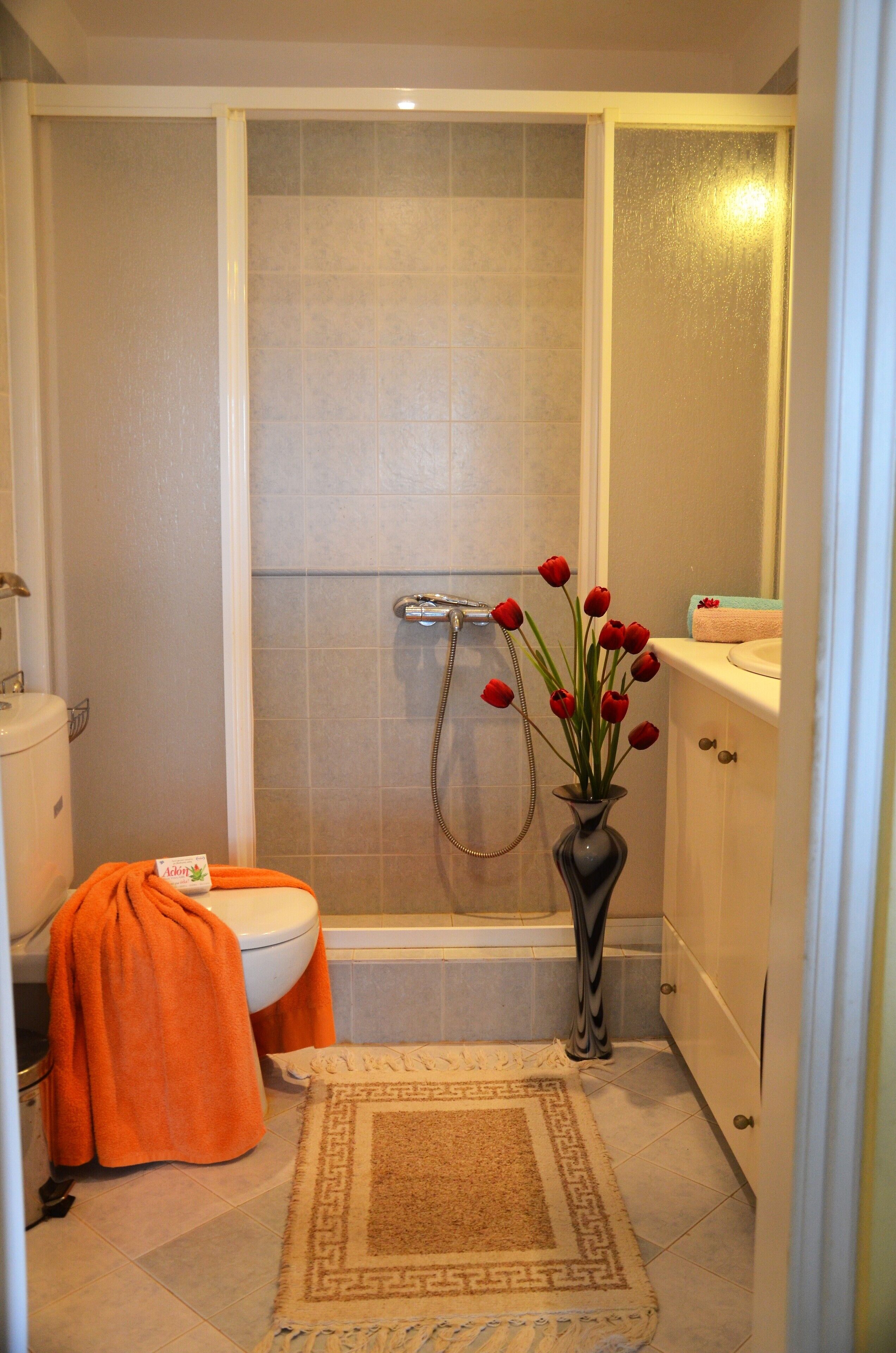 VINEYARDS HILL VILLA,SANTORINI