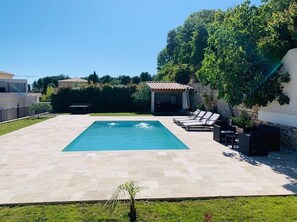 Piscine extérieure, piscine chauffée