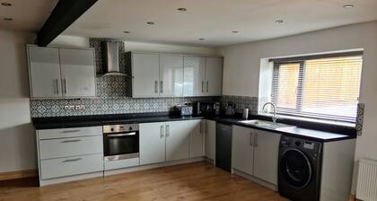 Studio Apartment with Gallery Style Double Bedroom