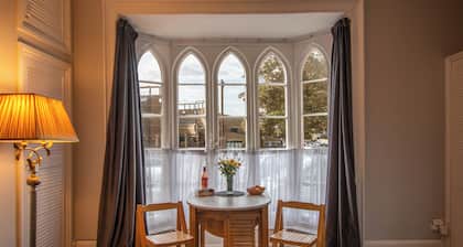 Grand Suite | Heart of Herne Bay | 300m from beach