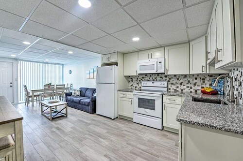 Family-Friendly Getaway, Steps from Beach!