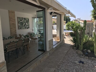 Cozy luxury villa and private pool and countless relaxing places to enjoy sun 