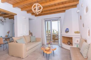 Smart TV y chimenea 