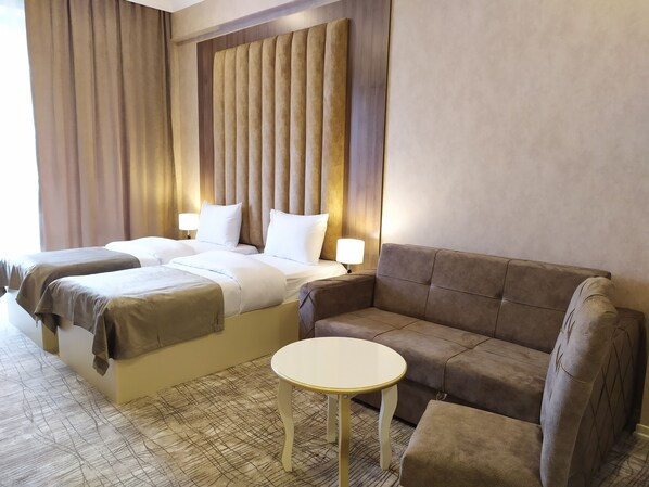 Superior Triple Room, 1 Bedroom, Non Smoking, City View - The Clocktower Hotel (Baku)