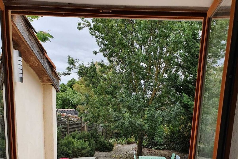 Beautiful Gite with own private garden in Quiet French Village