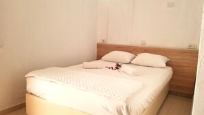 1 bedroom, desk, free WiFi - Economy double room (Opština Ulcinj)