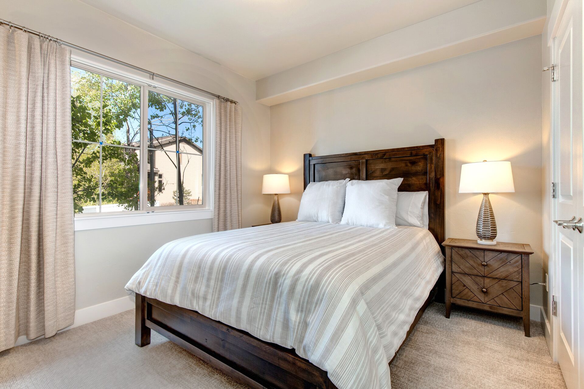 Bear Hollow 4209 by Moose Mgmt.-Hot Tub-Gym-WiFi