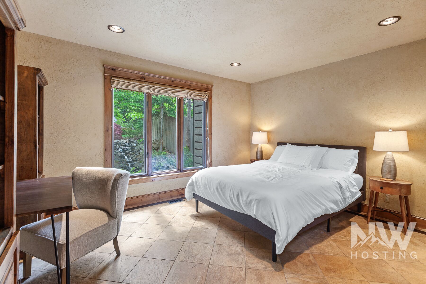 2 chambres, bureau, fer et planche à repasser, Wi-Fi gratuit