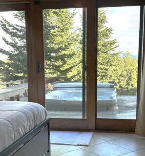 2 habitaciones, tabla de planchar con plancha, wifi y ropa de cama