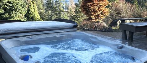 Bain à remous extérieur