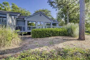 Exterior - Renovated villa with unbelievable nature and lagoon views (Hilton Head Island)