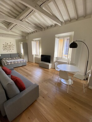 Smart TV y libros 