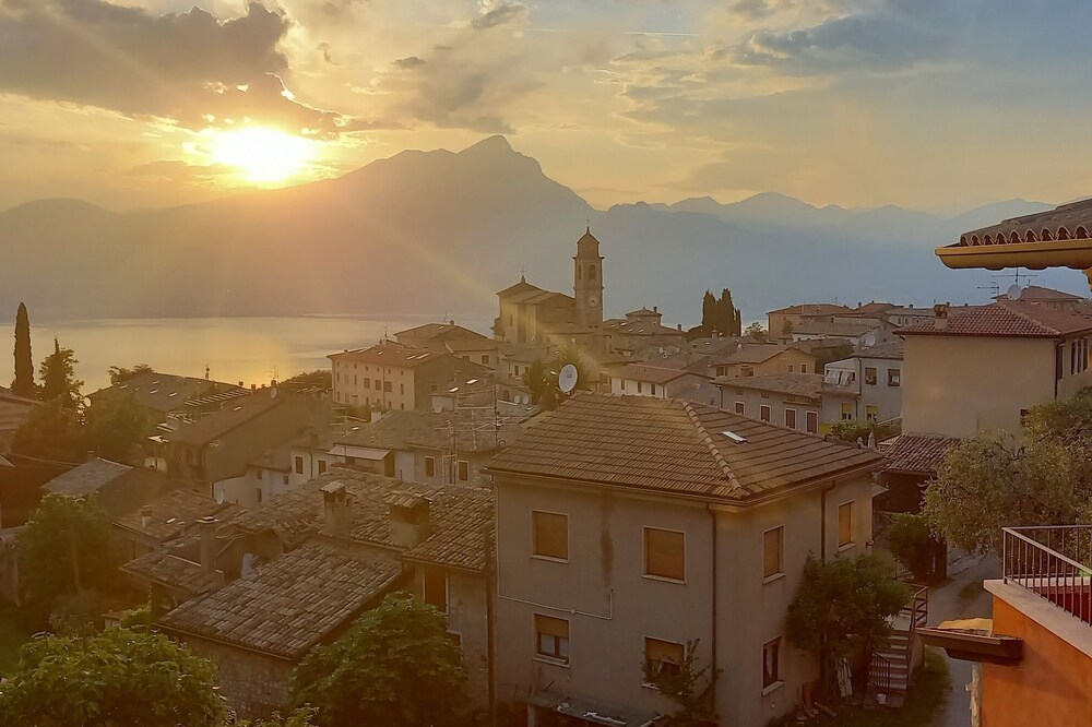 Casa Giuditta, Nuovo e Indipendente Appartamento con Meravigliosa Vista Lago
