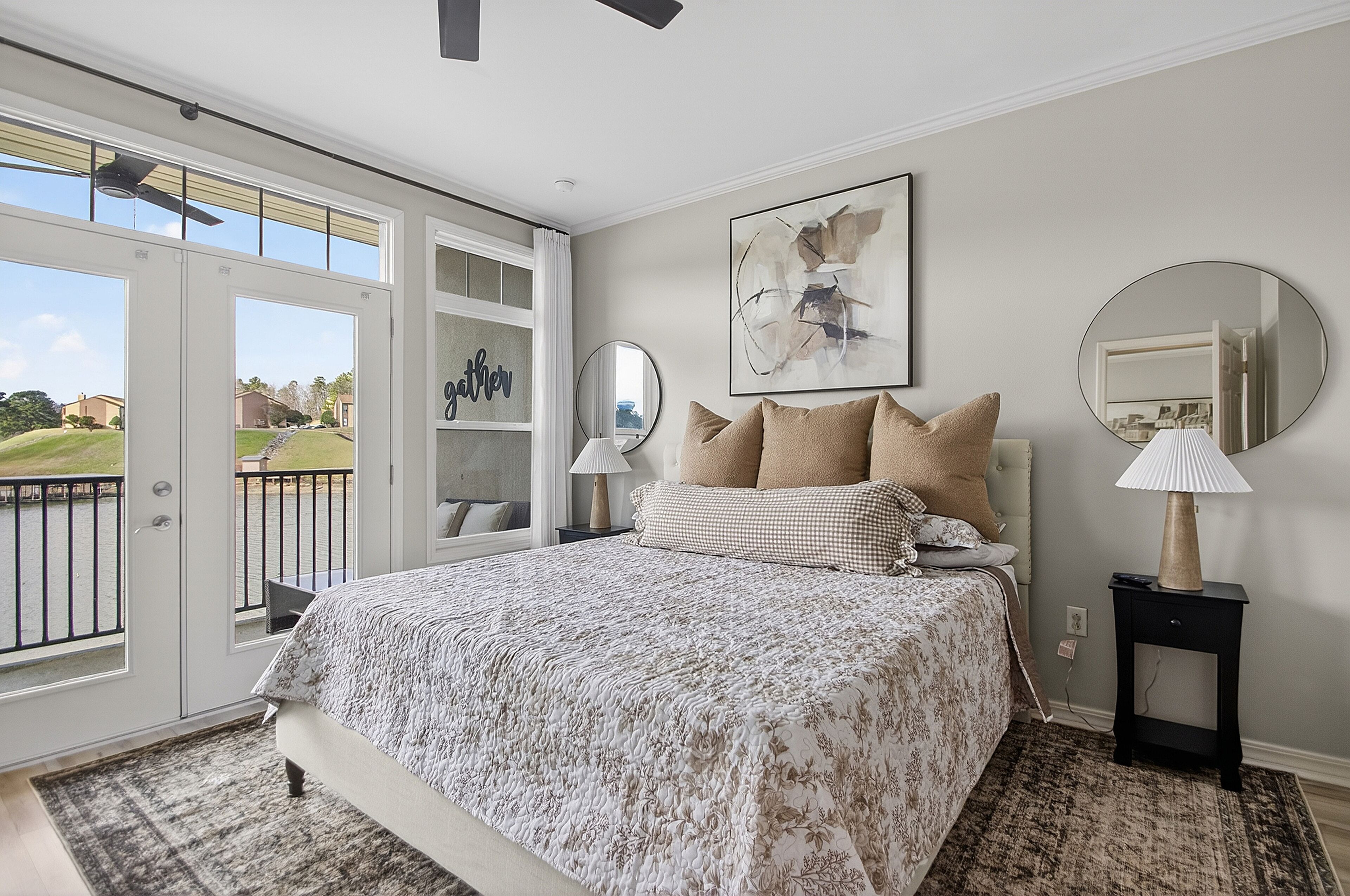 4 habitaciones, tabla de planchar con plancha y wifi gratis 