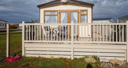 Stunning 2 Bed Chalet in Silversands Lossiemouth
