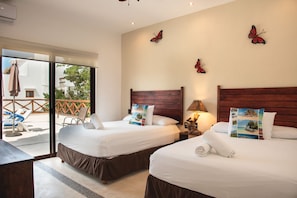 Signature Double Room | Select Comfort beds, in-room safe, laptop workspace, blackout drapes - Villas Palmar Holbox (Isla Holbox)