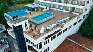 Exterior - Comfy family room: double bed + double sofa bed with sea view balcony (Opština Ulcinj)